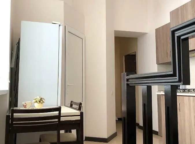 трёхуровневая у моря *